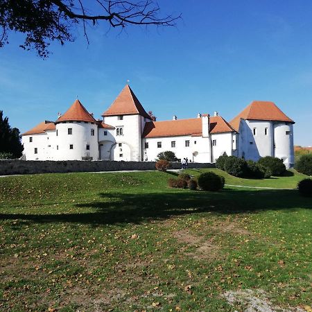 Apartman Florijan Lägenhet Varaždin Exteriör bild